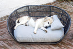 Afbeelding in Gallery-weergave laden, Premium Design Dog Bed (indoor / outdoor) - Barker &amp; Bones
